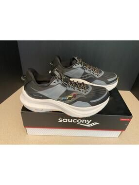 New! Womens Saucony Tempus Night Vision Running Shoes. Size 7.5. Awesome Shoes!